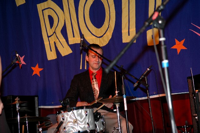 min 2006 11 25 riot 169